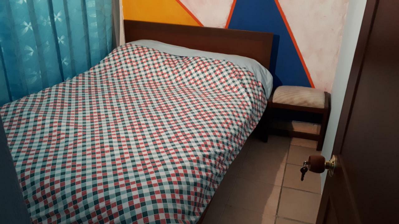 Okar Hostel - Bogota Airport Buitenkant foto